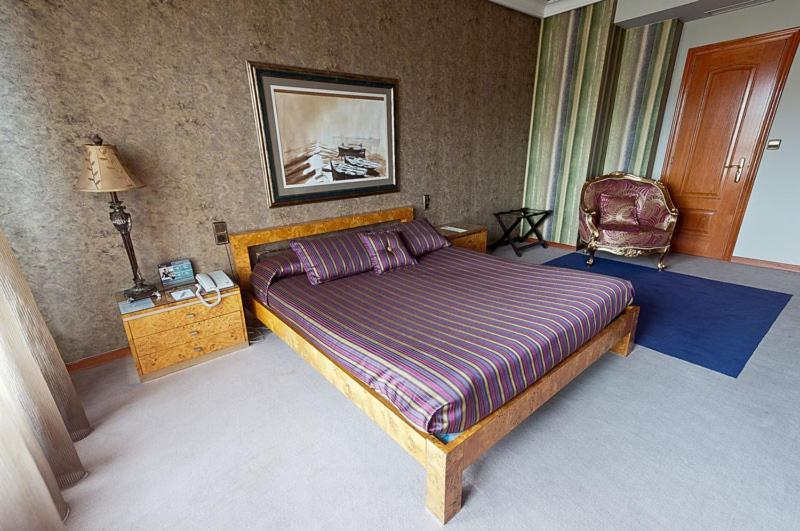 Hotel Ciudad De Vigo Eksteriør bilde