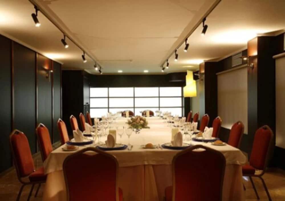 Hotel Ciudad De Vigo Fasiliteter bilde
